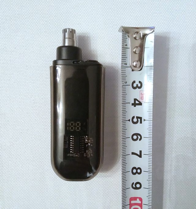 Rifinitore per naso e orecchie ricaricabile