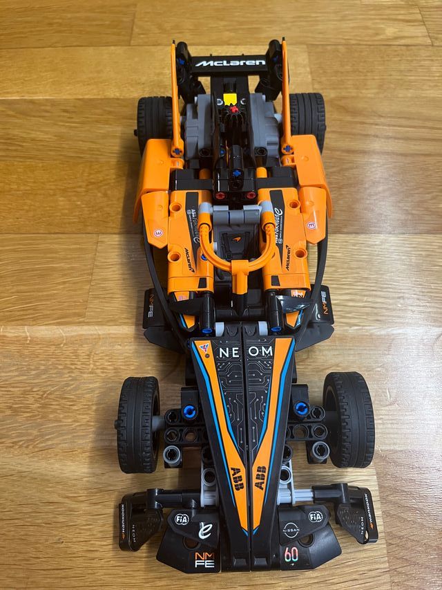 Lego 42169 McLaren Formula E