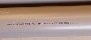 2 tubos PVC sin usar