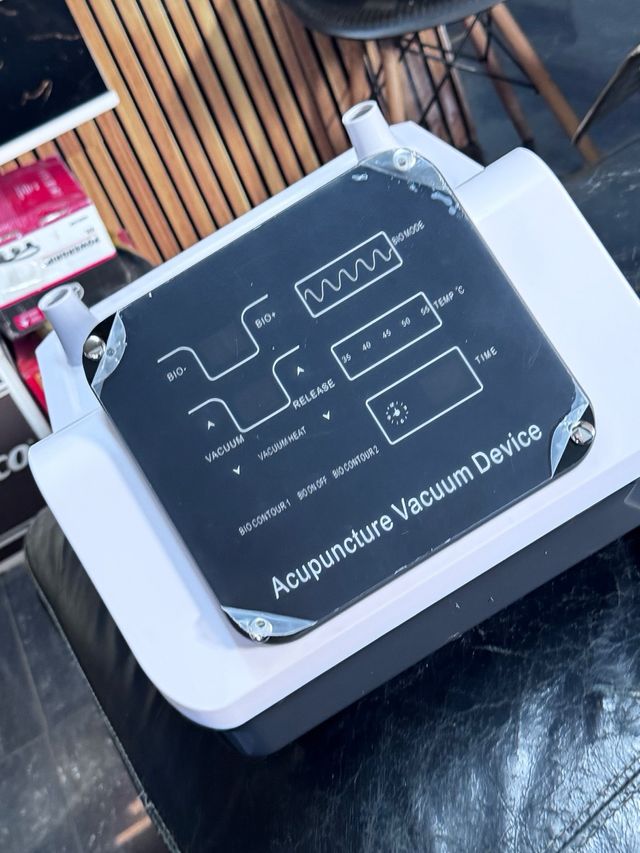 Maquina de Acupuntura