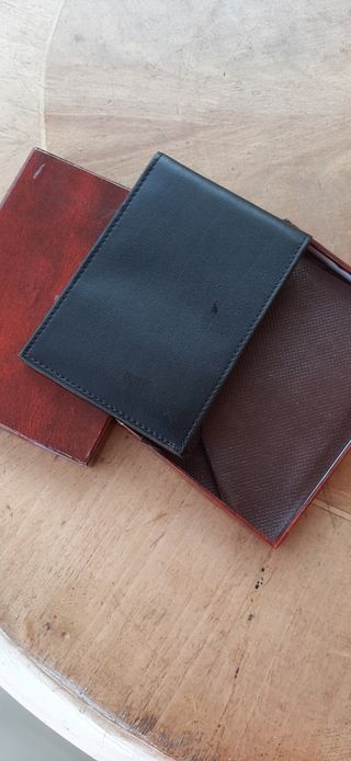 Portafoglio uomo nero - Pelle
