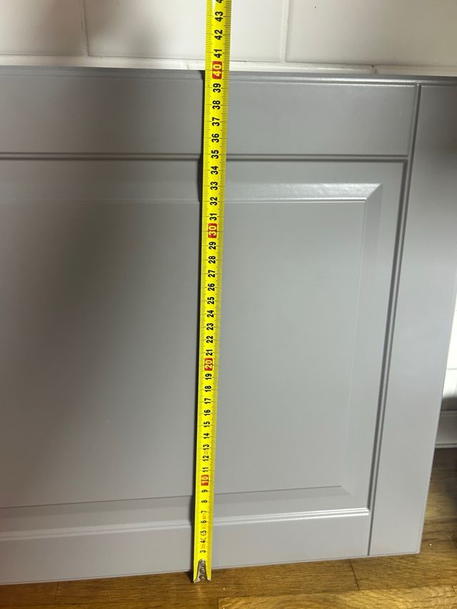 Puerta gris IKEA cocina