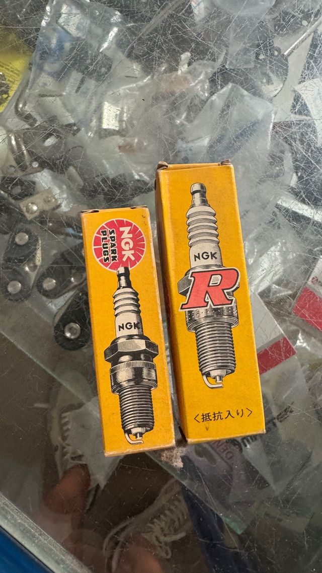 Todo tipo de Bujias - NUEVAS! 