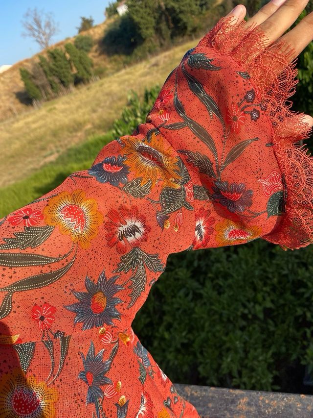 Blusa floral Molly Bracken XS