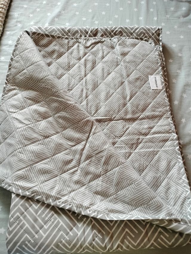 Colcha bouti gris-blanca