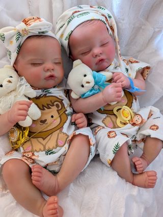Gemelos Reborn reservados a oferta Martínez
