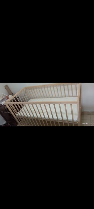 Cuna bebé Ikea - nueva