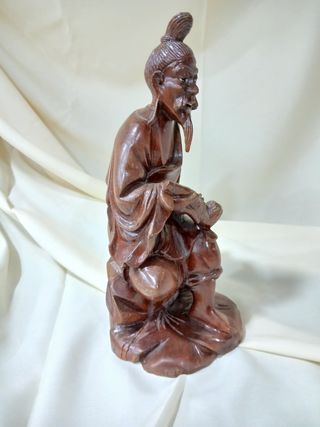Escultura madera pescador