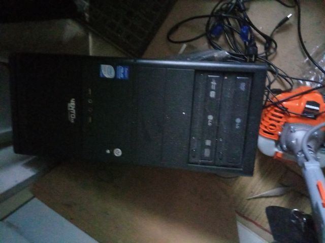 Torre PC negra intel core 2