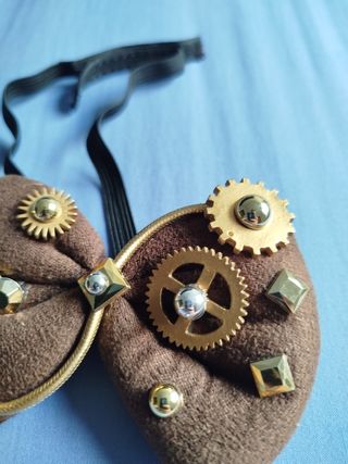 Pajarita steampunk marrón dorada/papillon/bow tie