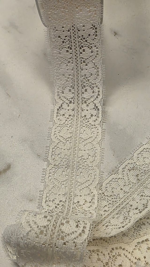 46m Pieza Cinta de encaje beige algodon