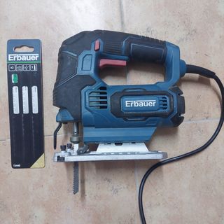 Alquiler de caladora Erbauer 710W
