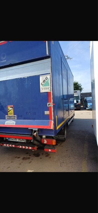 Renault Macyty 2012 con plataforma 