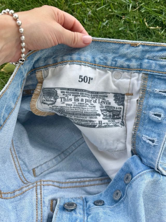 Shorts Levis 501