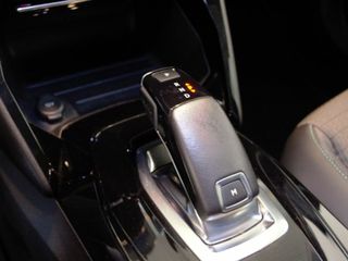 Peugeot 2008 Allure Pack Puretech 130 S&S EAT8