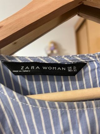 Camisa Zara rayas azul-blanca