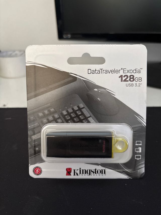 Pendrive Kingston DataTraveler Exodia 128GB