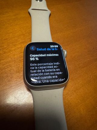 Apple Watch Series 8 - Beige/Gold