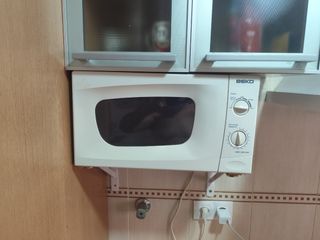 Microondas Beko MWC 2000 MW