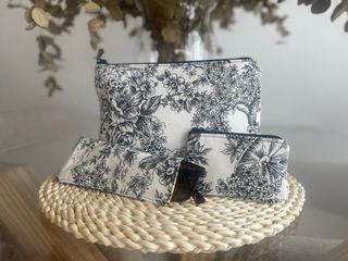 Bolso con funda de gafas y monedero 