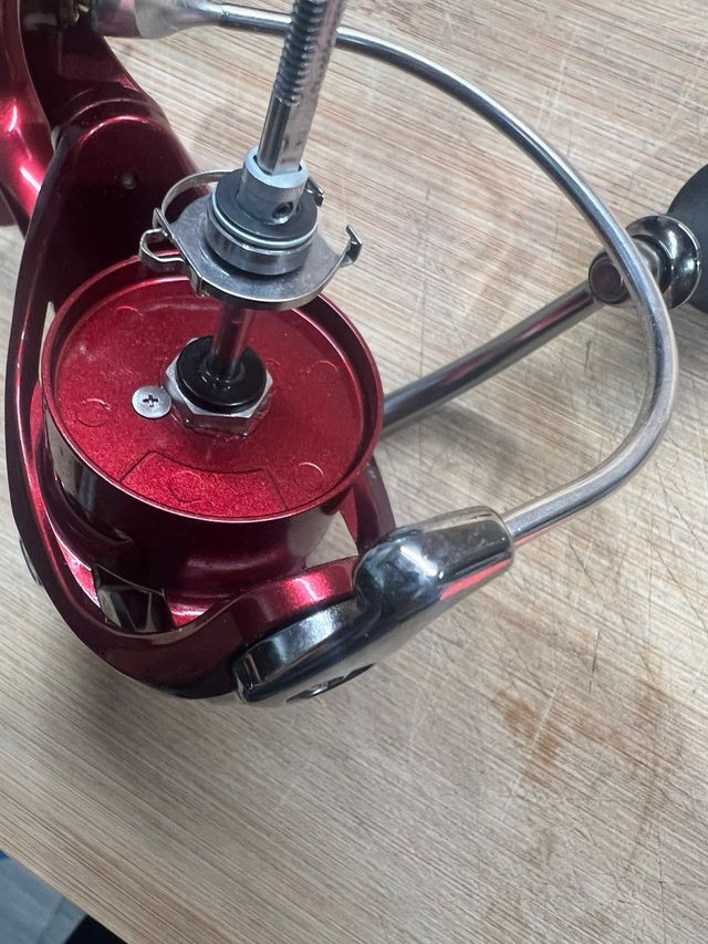 Carrete Spinning Daiwa Reverly MQ HD 5000D-CXH