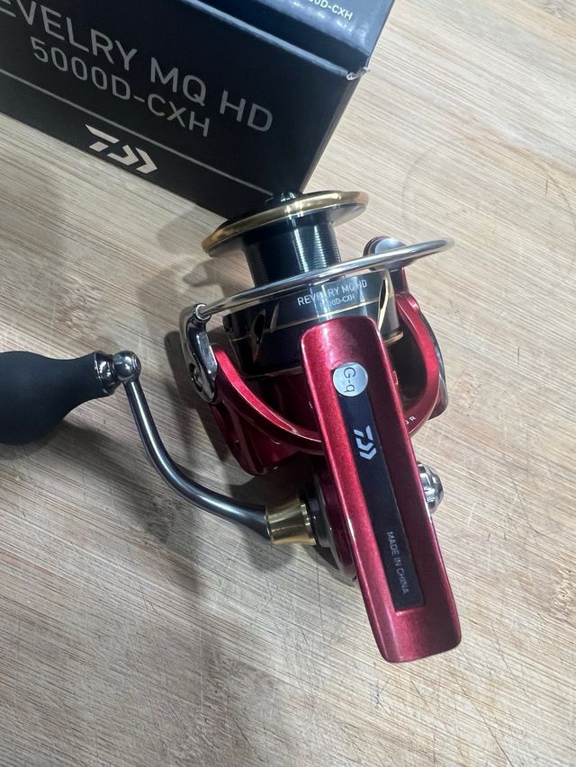 Carrete Spinning Daiwa Reverly MQ HD 5000D-CXH