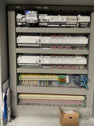 aacc,electricidad,fontaneria,piscinas,jardines...