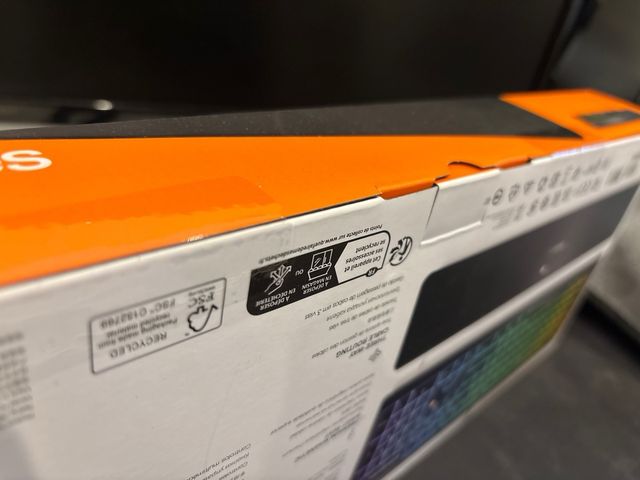 Teclado SteelSeries Apex 3 RGB - PT