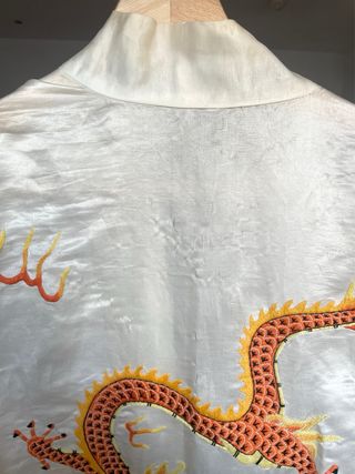 Kimono seda blanco bordado dragón unisexo

