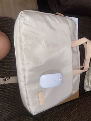 Portátil ASUS blanco nuevo
