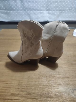 Botines Cowboy beige