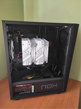 Intel Core i7-13700 16GB RAM