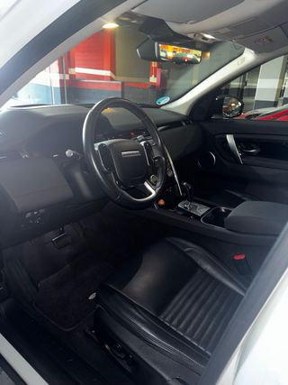 Land Rover Discovery Sport 2021