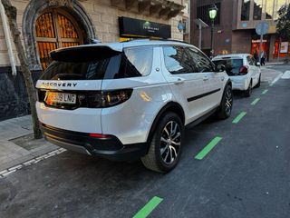 Land Rover Discovery Sport 2021