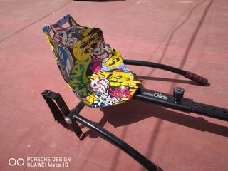 Hoverboard con diseño graffiti