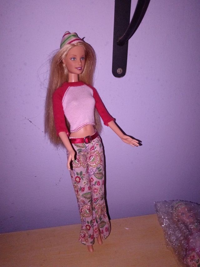 Barbie School Cool 2000