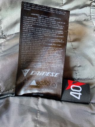 Chaqueta Dainese moto mujer. GORETEX