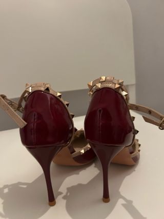 Zapatos rojos Shein tacón aguja