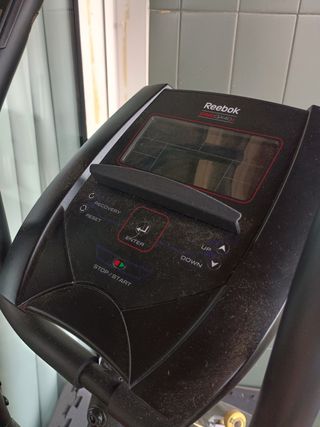 Oferta!!! Bicicleta Elíptica Reebok oneGX40s 
