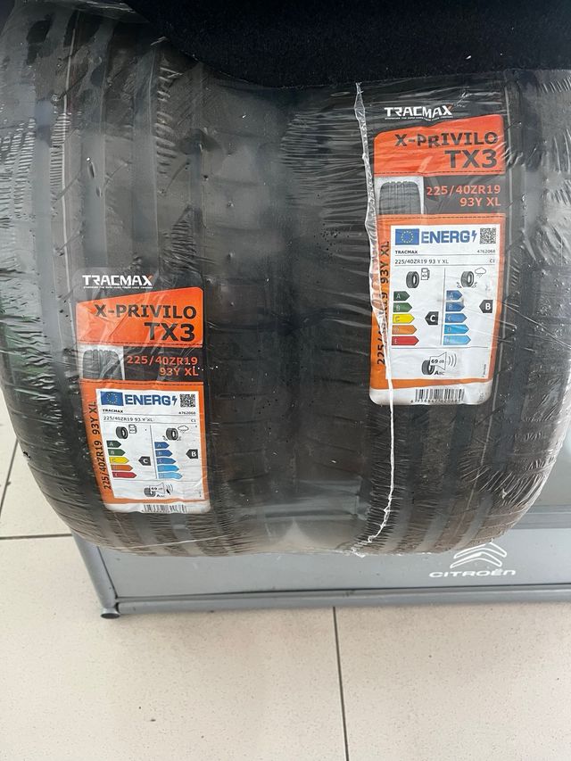 Llantas BMW 19" con neumaticos+ 2 extras