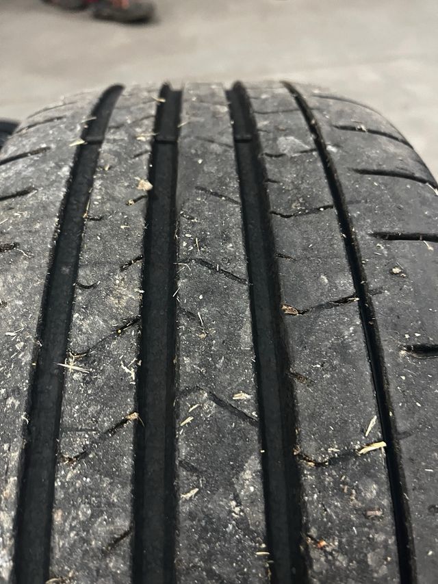 Llantas BMW 19" con neumaticos+ 2 extras