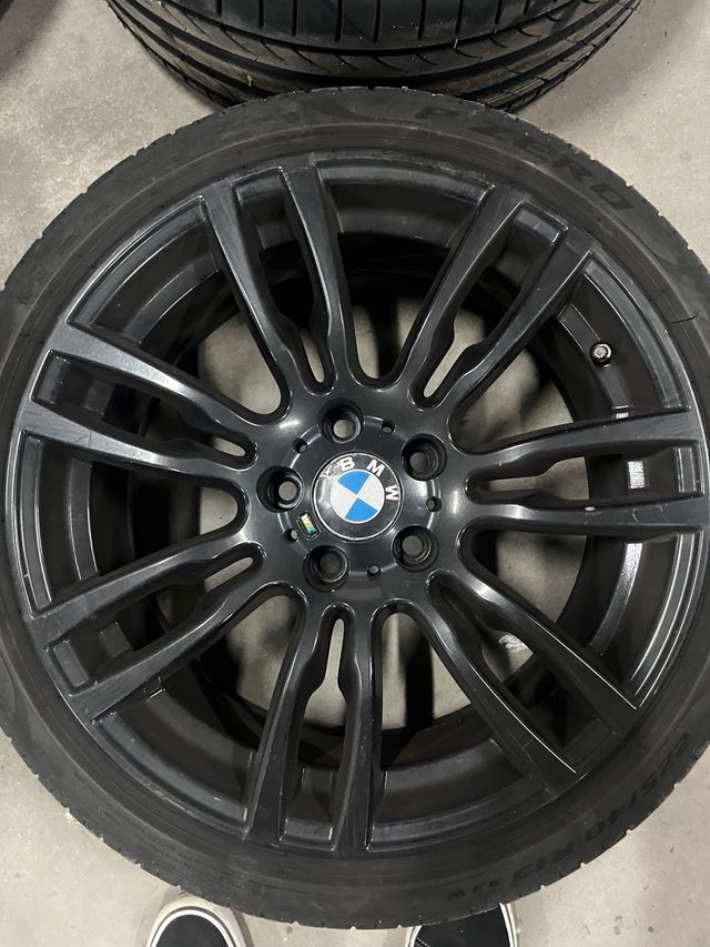 Llantas BMW 19" con neumaticos+ 2 extras