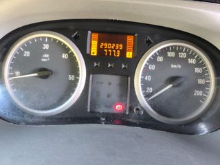 Opel Vivaro 2008