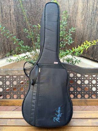 lote guitarra clasica admira y  funda protection 