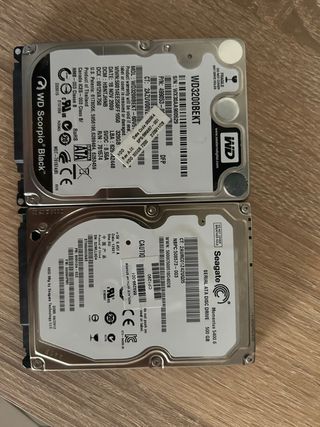 2 Discos duros 320GB & 500GB