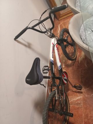 Bicicleta BMX NewStar Sprint 10x20