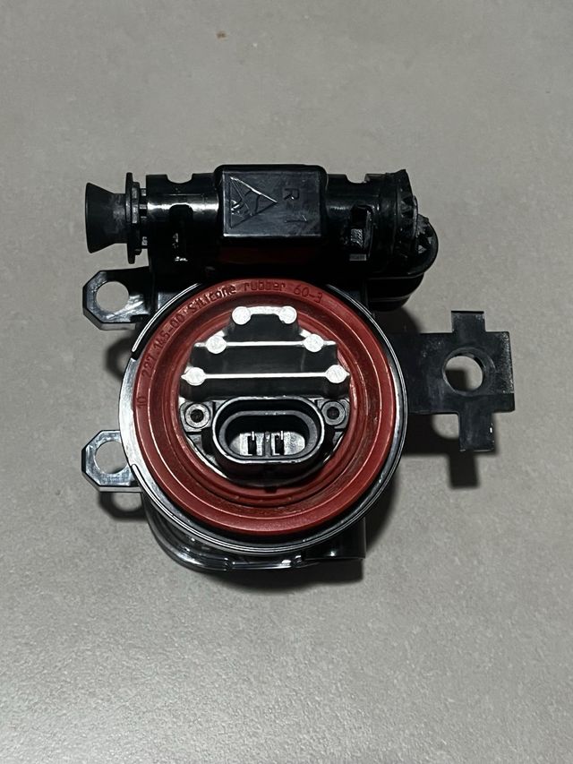 Faro antiniebla Renault derecho