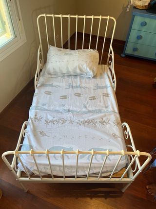 Cama infantil blanca  extensible Ikea Sultan 