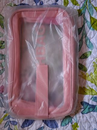 Bolso maquillaje rosa + accesorios