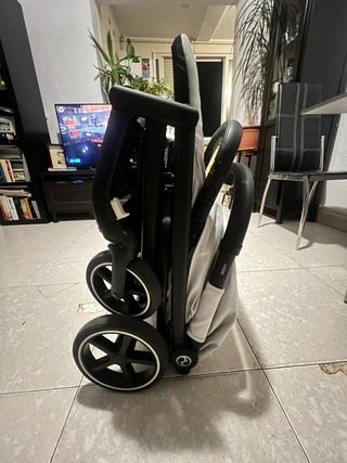 Cybex Bezzy